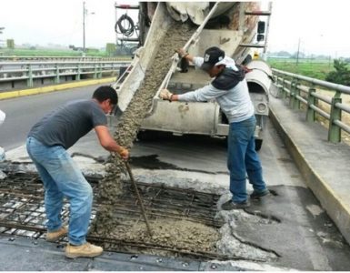 trabajador de puentes